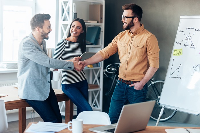Tổng hợp các kỹ năng giao tiếp lịch sự mà bạn cần trang bị Tổng hợp các kỹ năng giao tiếp lịch sự mà bạn cần trang bị